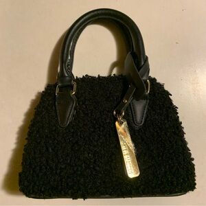 Steve Madden Mini Purse faux fur/full zip deadstock NWT